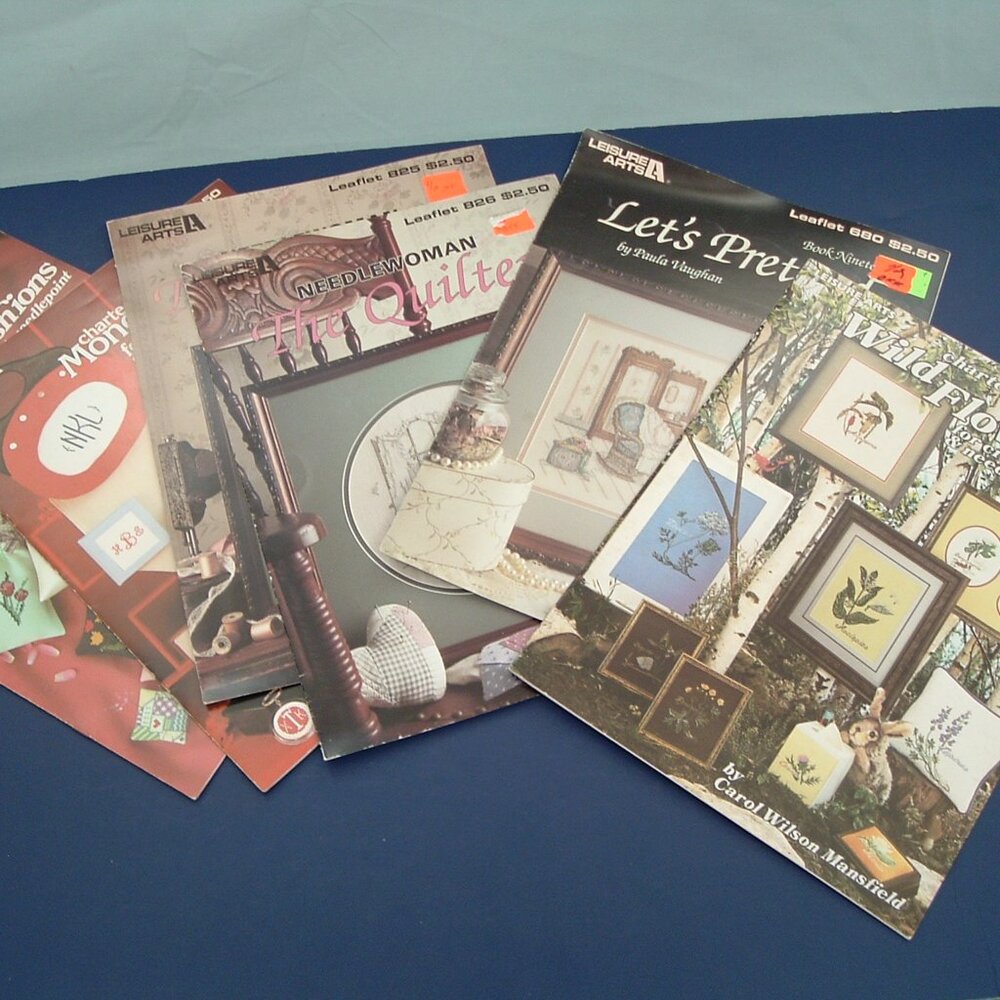 Leisure arts vintage leaflet 6 pattern lot cross stitch and needlepoint